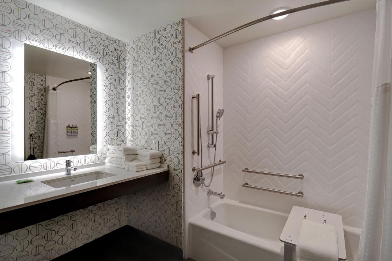 Holiday Inn - Erie By Ihg Exteriér fotografie